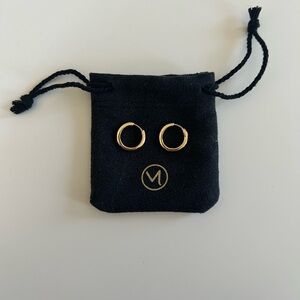 Mejuri Tube Medium Hoop Earrings